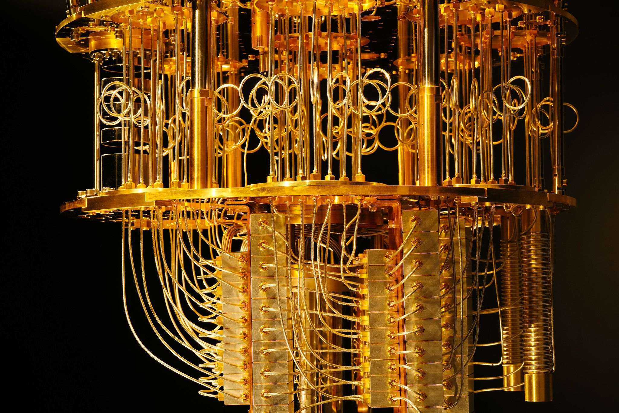 Современные квантовые компьютеры. Квантовый компьютер IBM 2020. 50 Кубитный квантовый компьютер. Квантовый. Модель квантового компьютера.